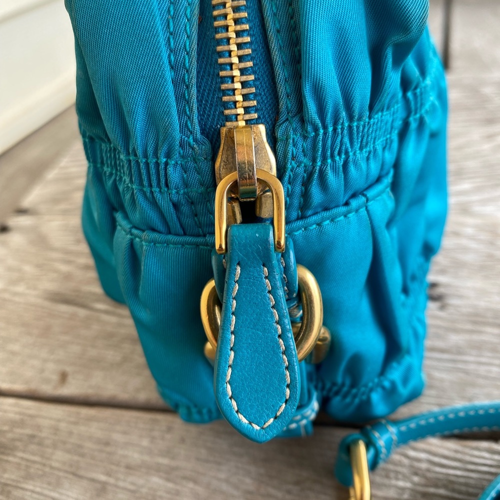 Prada Blue Tessuto Gaufre Crossbody - Picture 4 of 16